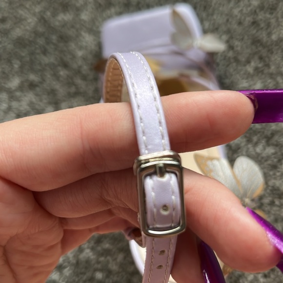 Butterfly Heels - Picture 5 of 6